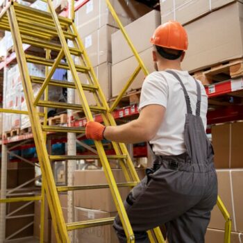 Comment Stabiliser une Échelle des Racks et Rayonnages